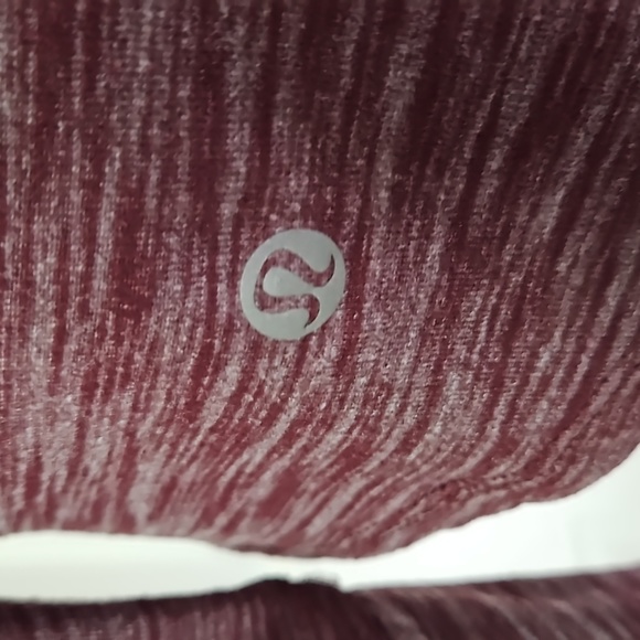 Lululemon Athletica Active Top - Picture 8 of 10